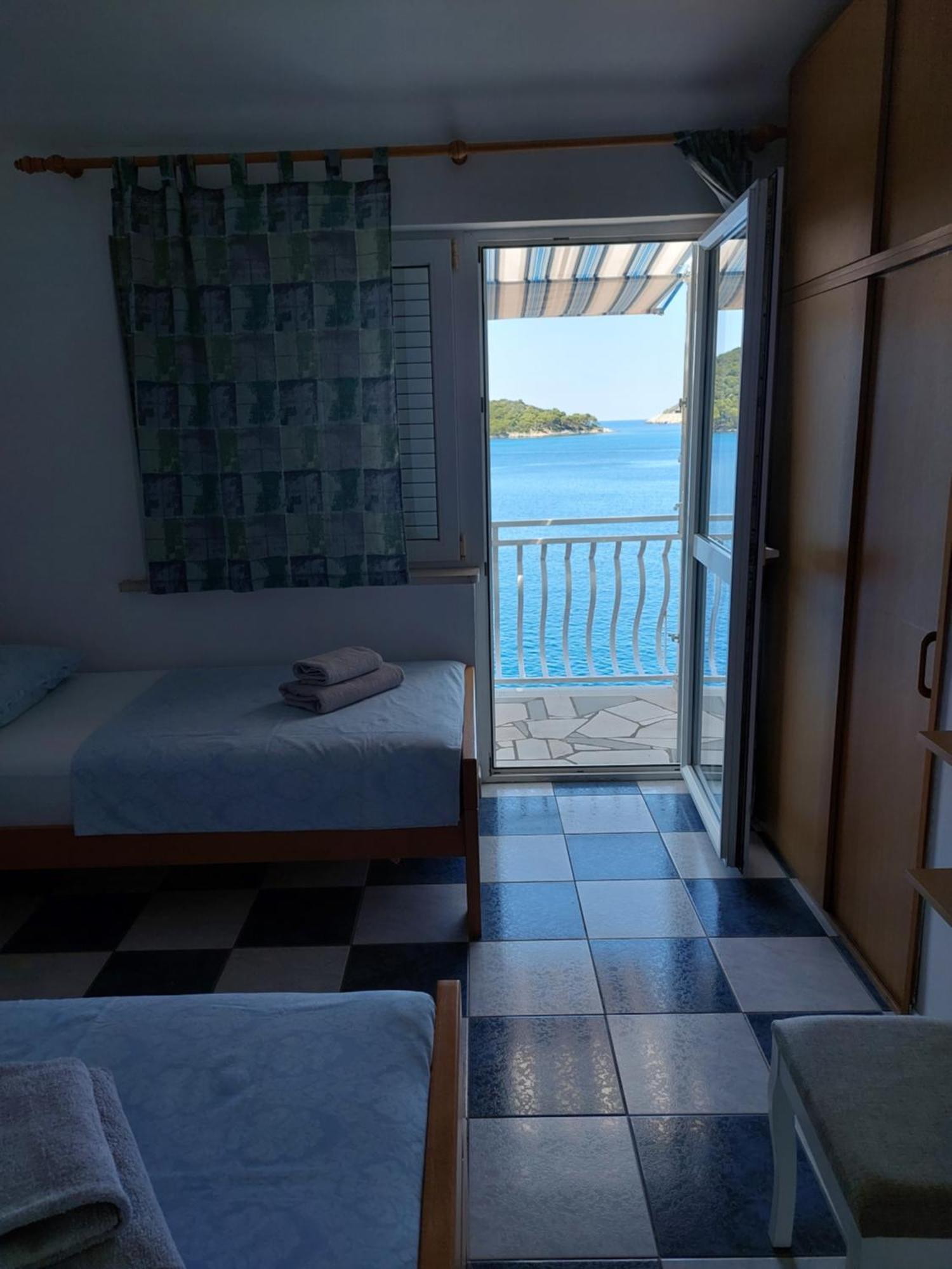 Apartments Lastovo Silic Exteriör bild